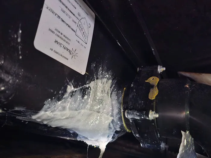 Reliable R.V Repair Picture 6