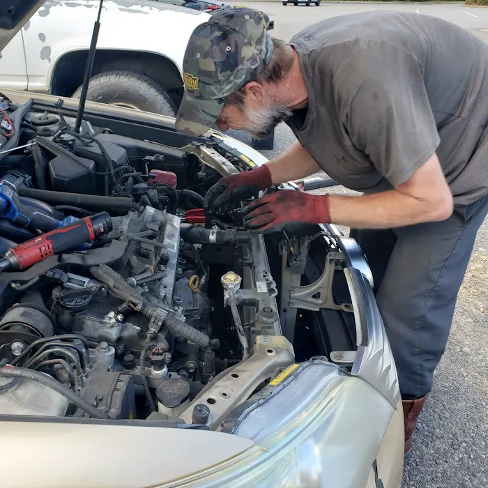 Johnson's Mobile Repair Picture 3