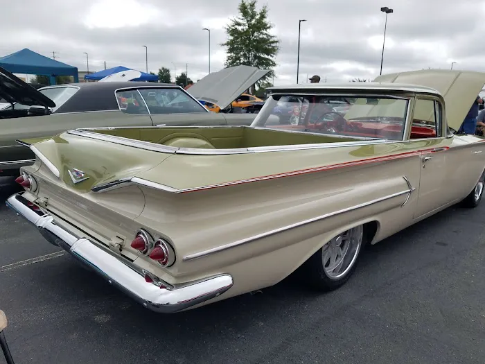 Davo Jr Automotive 24/7 Wrecker Service Picture 3