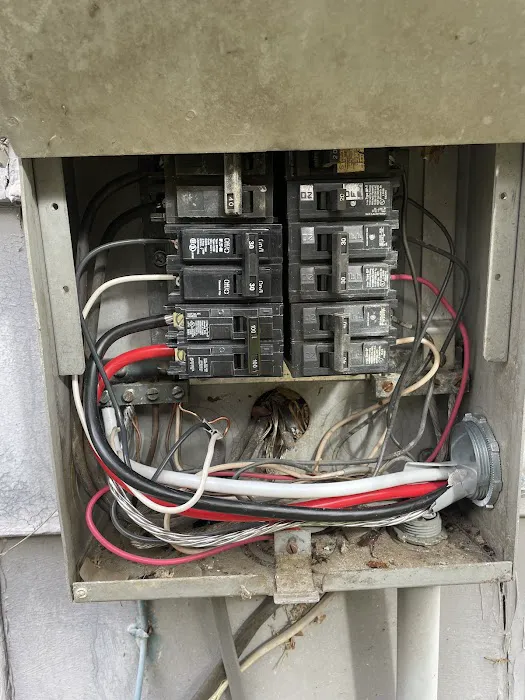 Mr. Electric of Montgomery, AL Picture 3