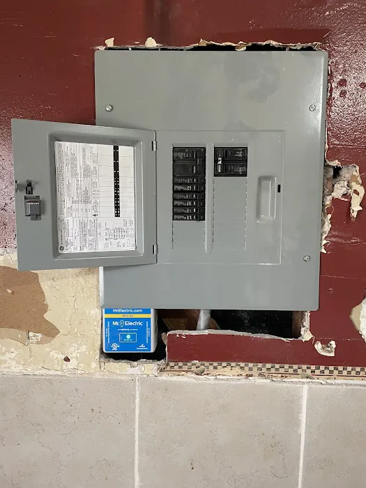 Mr. Electric of Montgomery, AL Picture 4