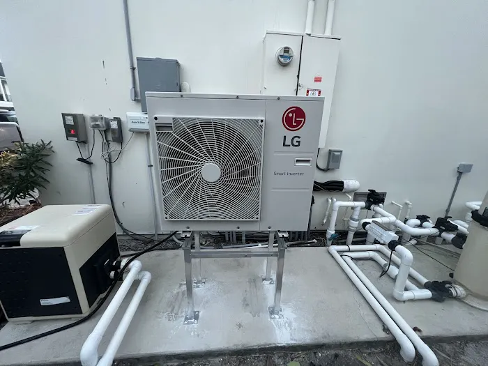 Young’s Air Picture 9