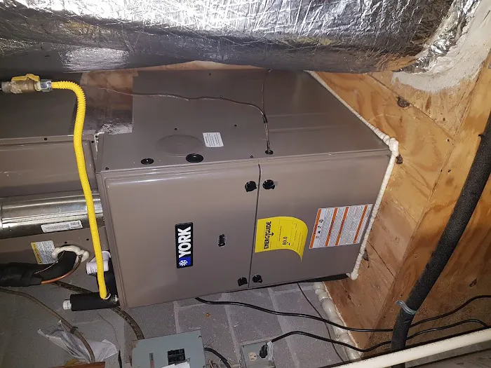 A/C Plus Services Picture 1