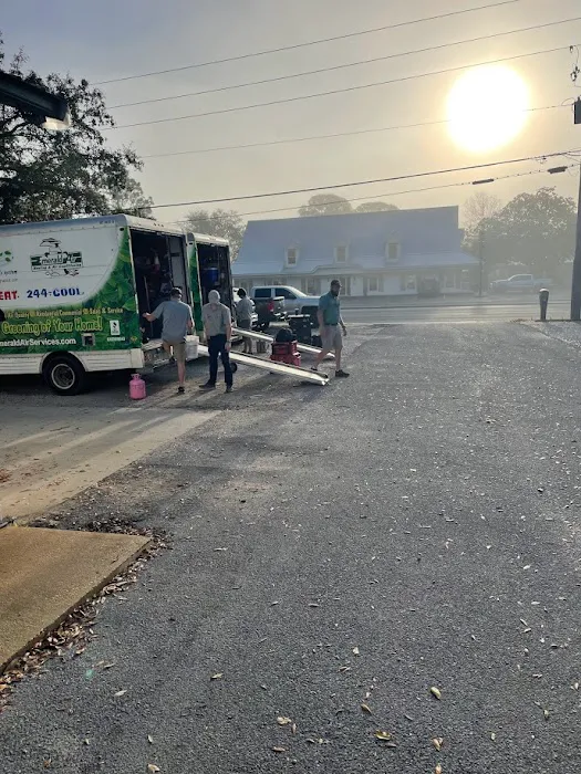 Emerald Air Services Picture 10