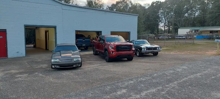 G&L Auto Repair Picture 4