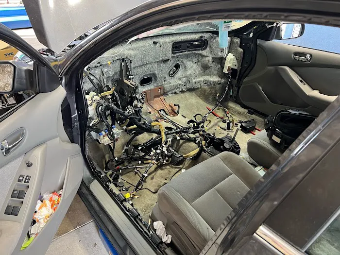 Stuart Auto Repair & AC Pros Picture 7