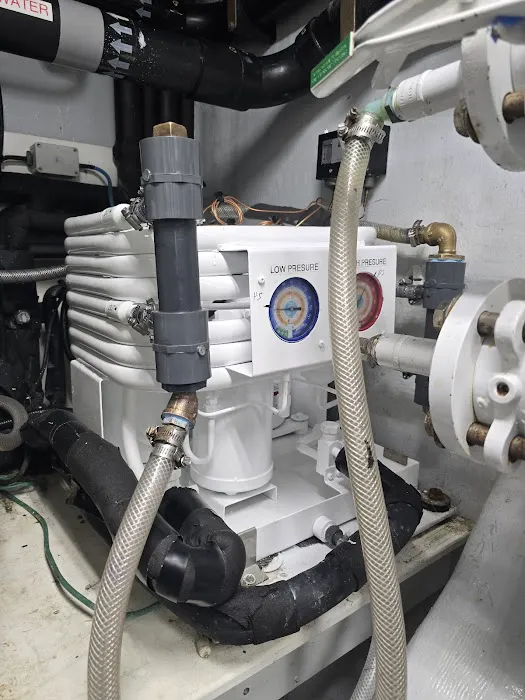 Ocean Breeze Marine A/C Picture 6