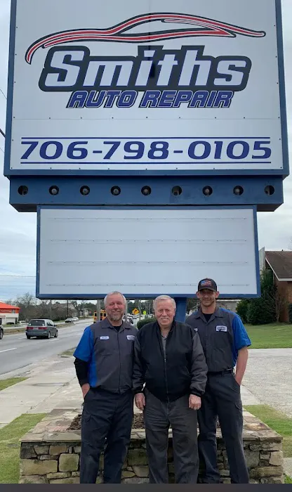Smith's Auto Repair Picture 2