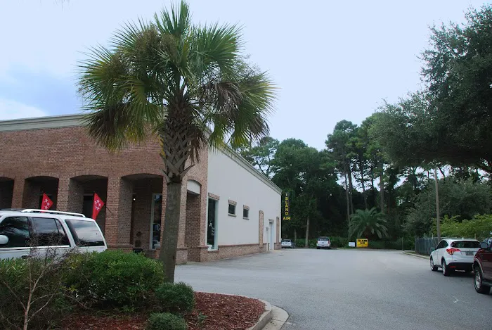 Island Air Inc. Picture 5