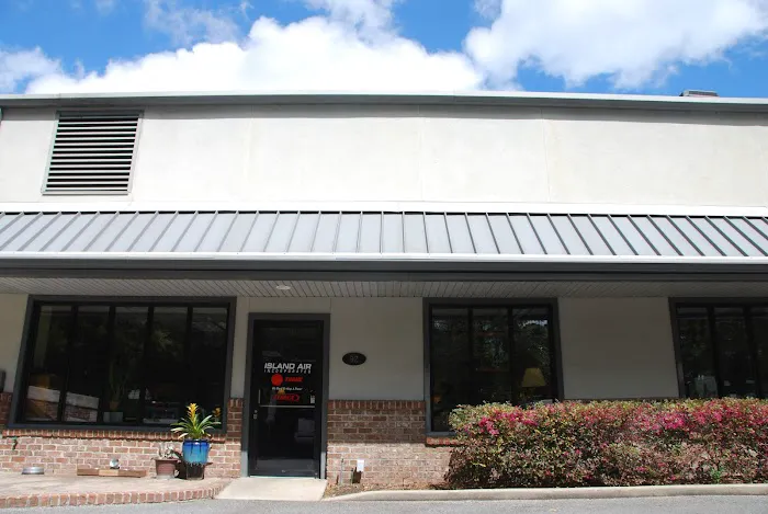 Island Air Inc. Picture 10