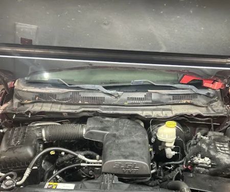 Lee’s mobile service