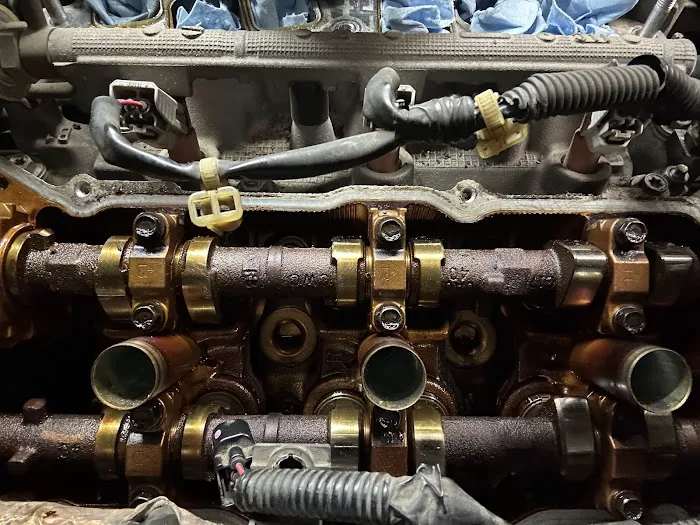 Lee’s mobile service Picture 3