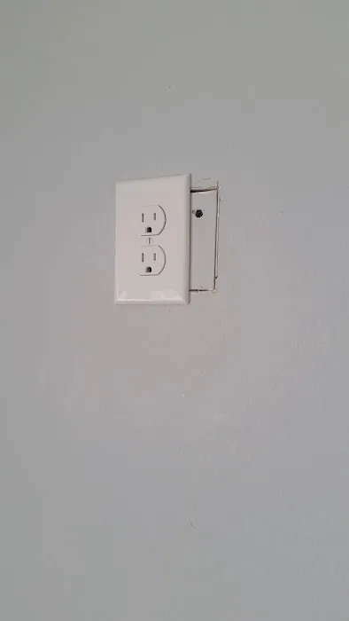 Henderson Electric of NWF, LLC Picture 8