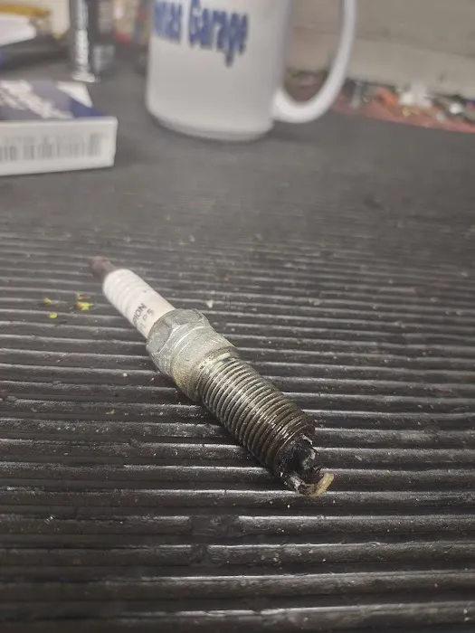 Thomas Garage Picture 1