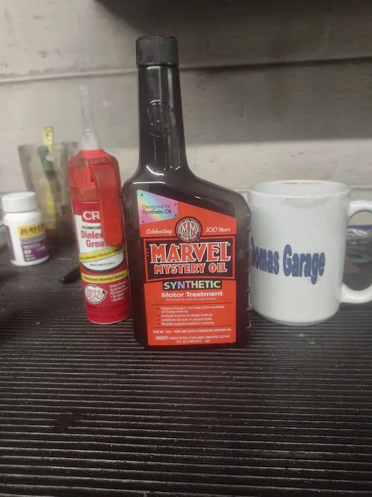 Thomas Garage Picture 4