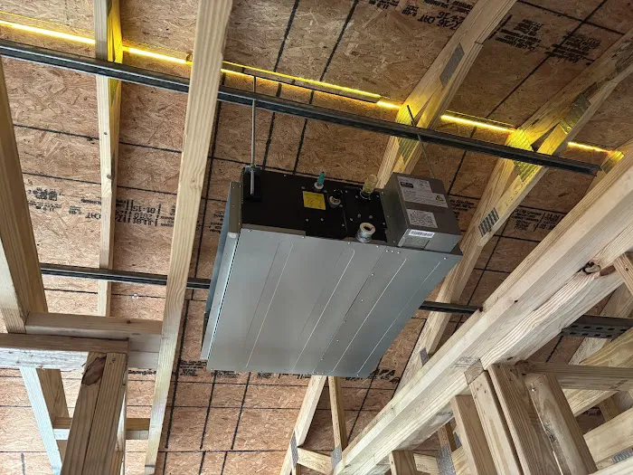 Kickin Comfort HVAC Picture 3