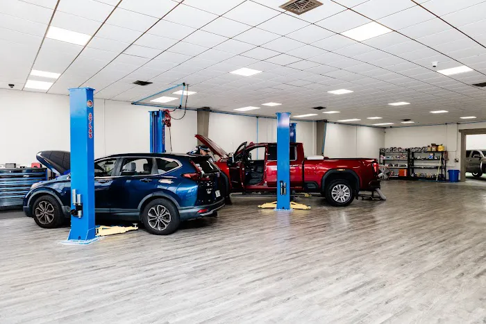 Pensacola AC & Auto Service Center Picture 7