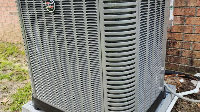 Air Conditioning One of Untreiner Picture 9