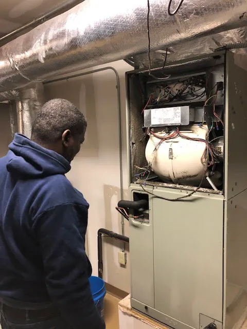 Huntinghouse HVAC Picture 2