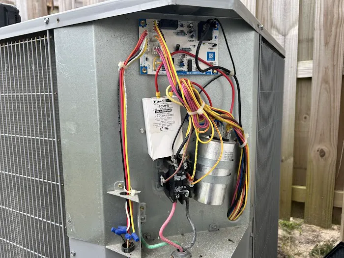 Lee Heating & Cooling Picture 8