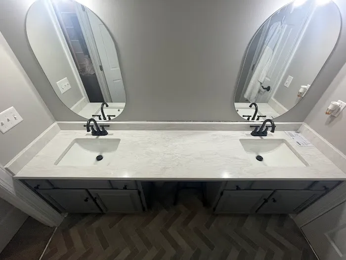 Wade's Repair Service Inc Picture 1