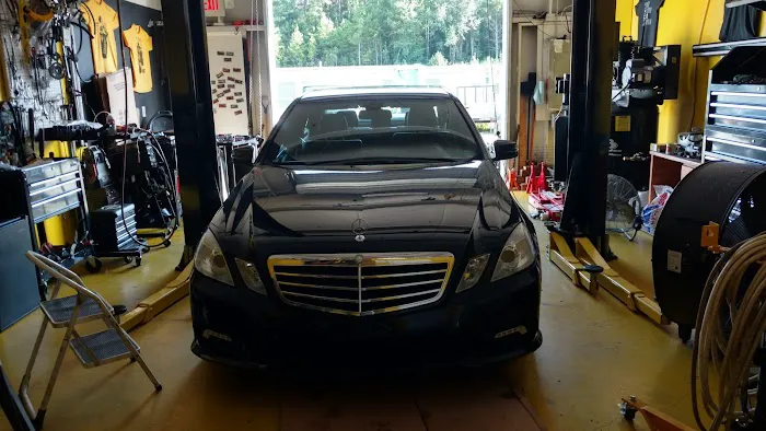 Black and Yellow Garage Picture 8