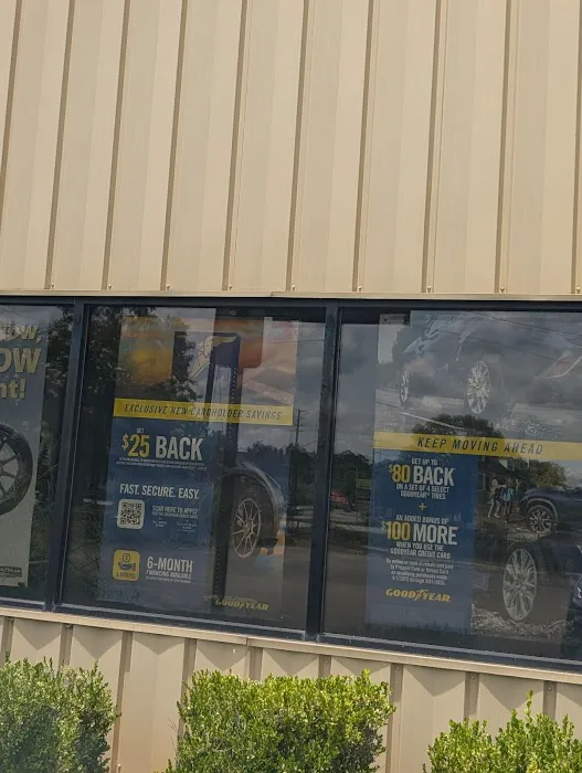 Sandy's Tire Service & Accessories Center LLC Picture 2