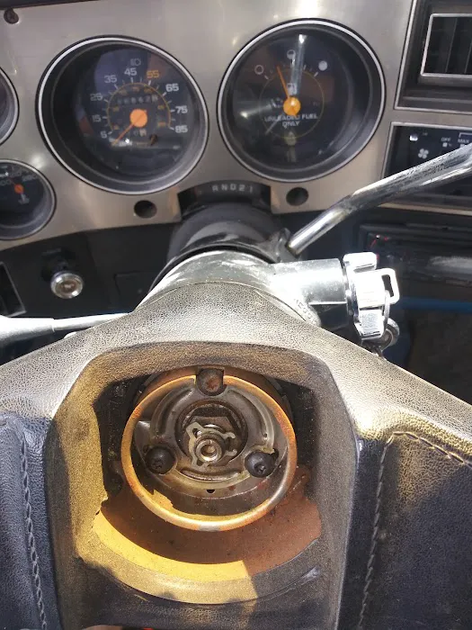 David's Automotive & Tire Repair LLC Picture 2