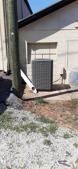 Deale's LLC Picture 1