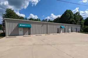 Auto Service Center