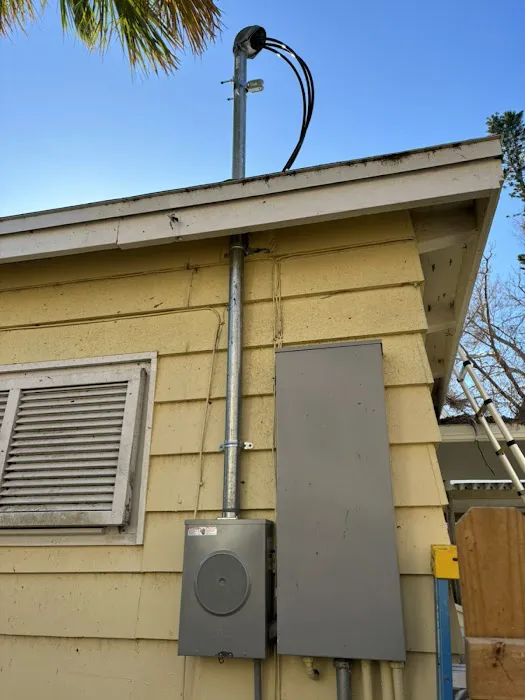 Ultimate Homes Cooling and Electrical Picture 7