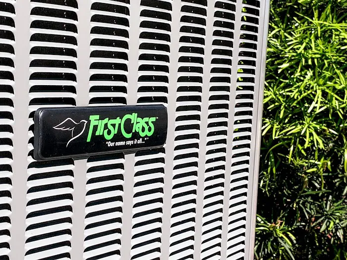 First Class Air Conditioning Picture 4