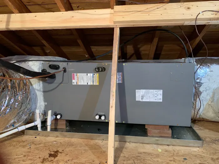 Custom Comfort Air Conditioning & Heating Picture 9