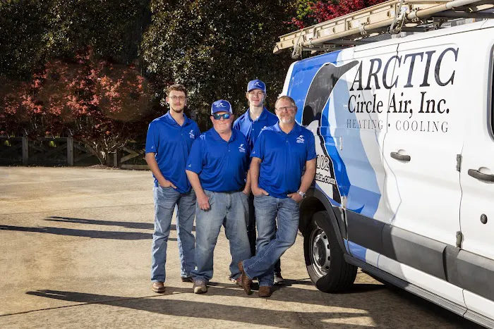 Arctic Circle Air Picture 2