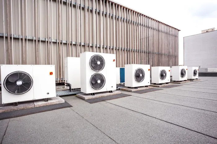 Arctic Circle Air Picture 7