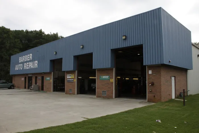 Barber Auto Repair & Air Conditioning Picture 9