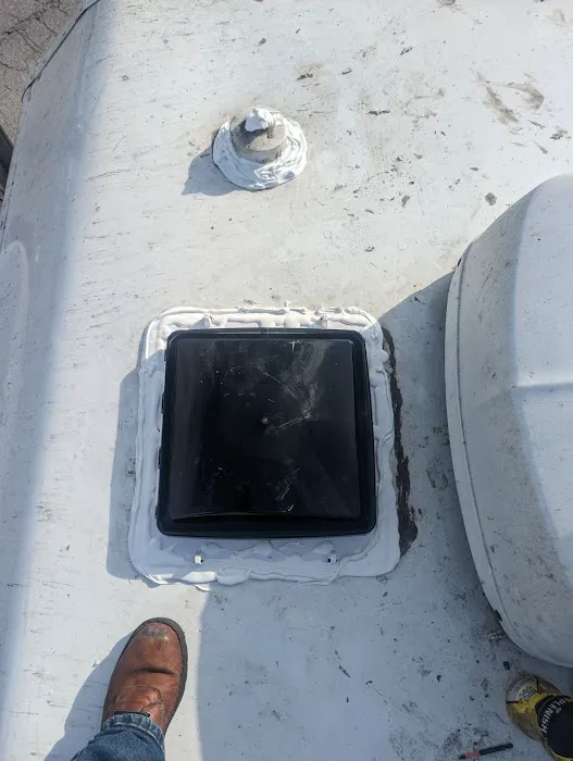 COASTAL RV REPAIR Picture 1