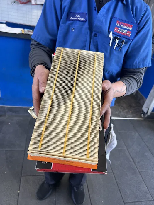 Express Oil Change & Tire Engineers Picture 7