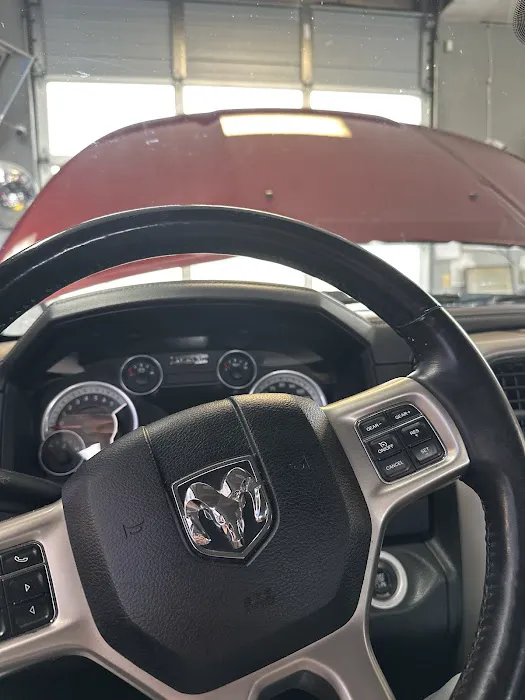 Express Oil Change & Tire Engineers Picture 8