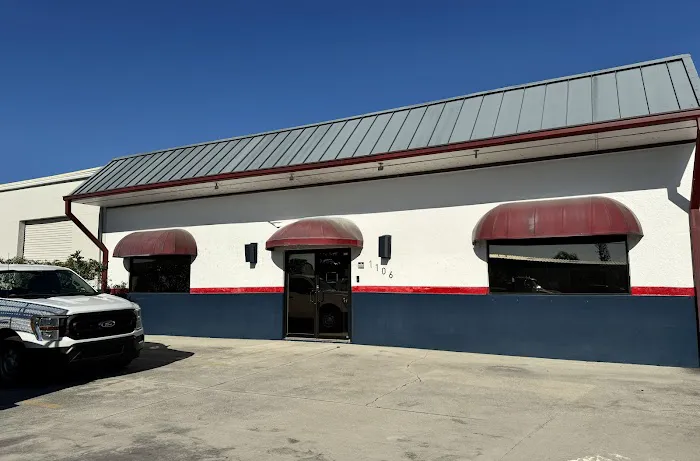 Universal Air Conditioning & Plumbing Picture 2