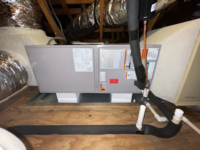 EC/AC heating & cooling LLC Picture 1