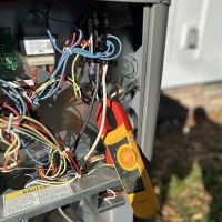 Davis And Sons Heating and Air LLC ico