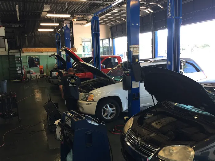 Chilled Auto Air & Repair Picture 1