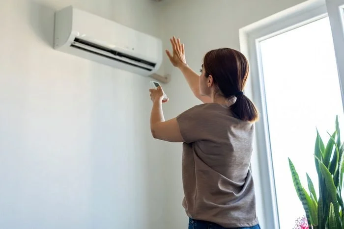 Who Should You Trust When You Need to Fix Your Wall Air Conditioner?