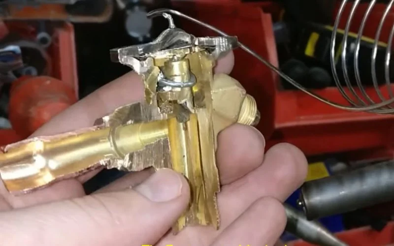 How to Detect and Repair a Faulty AC Expansion Valve