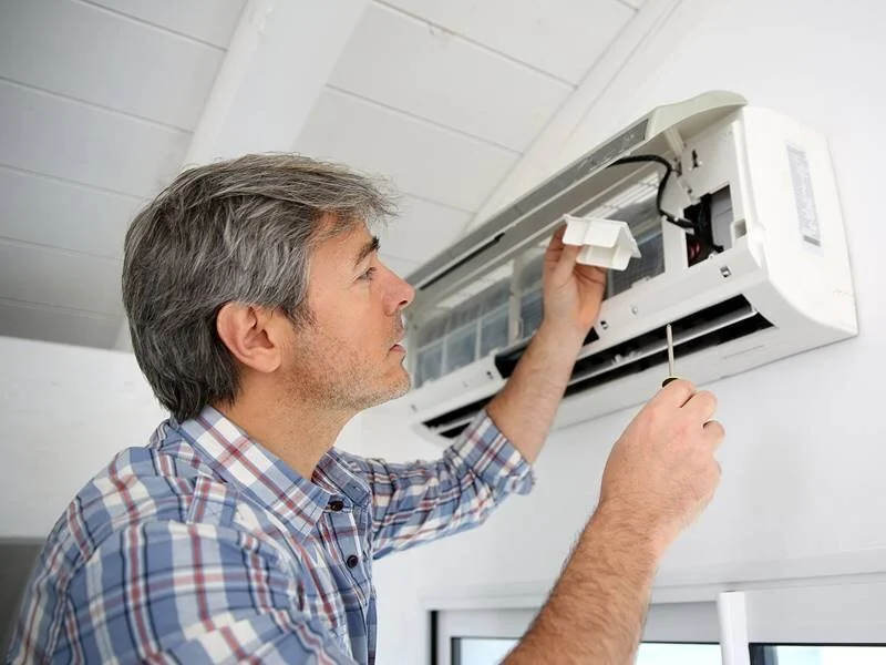 Air Conditioning Problems That Require Professional Repair: When to Call an Expert