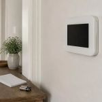 Thermostat Screen Blank: Safe AC Checks Before Service